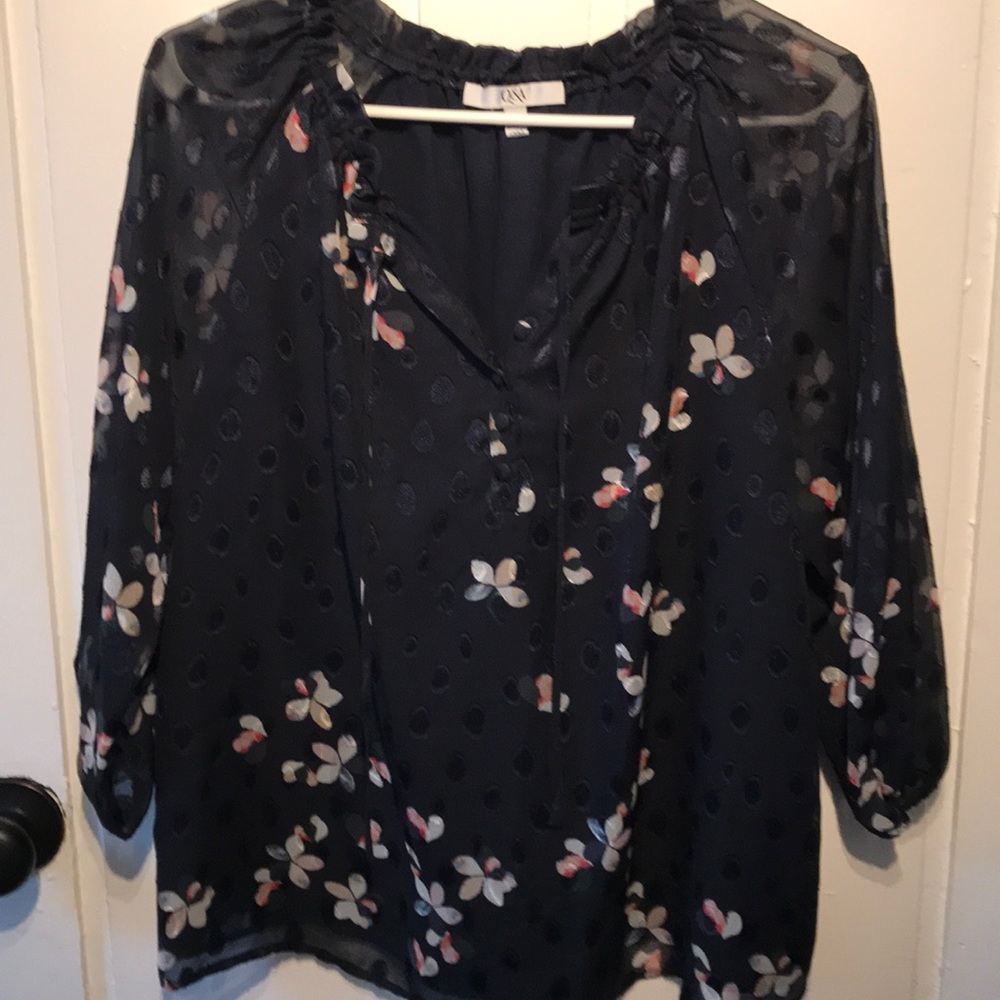 Gorgeous Q&A Blouse
